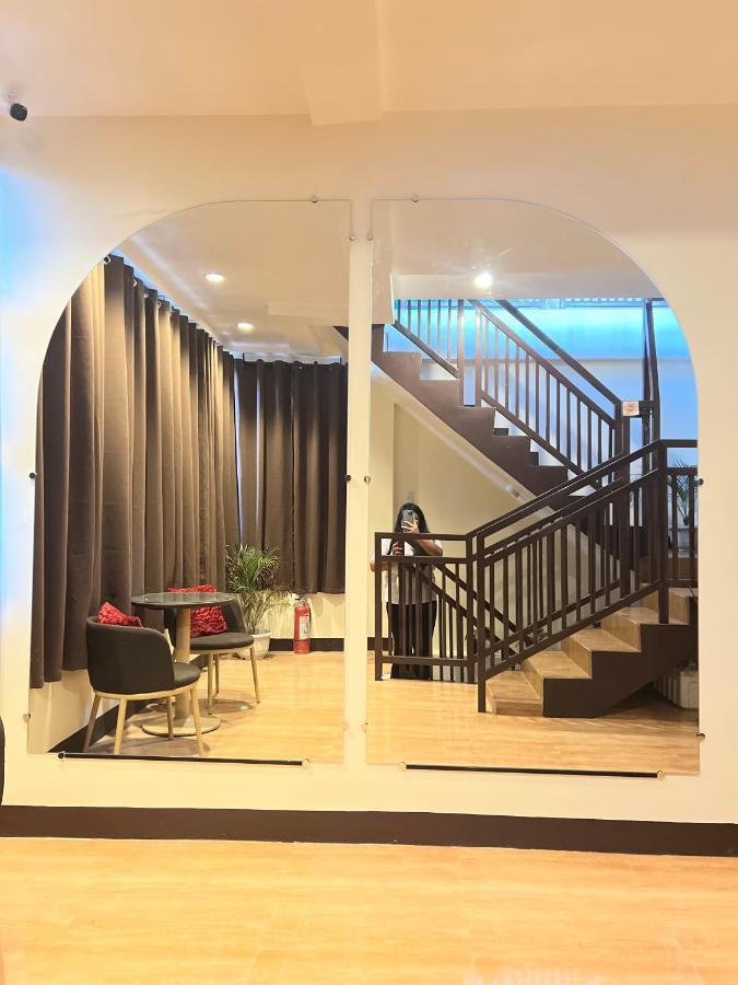 Sonora'S Inn, קורון מראה חיצוני תמונה